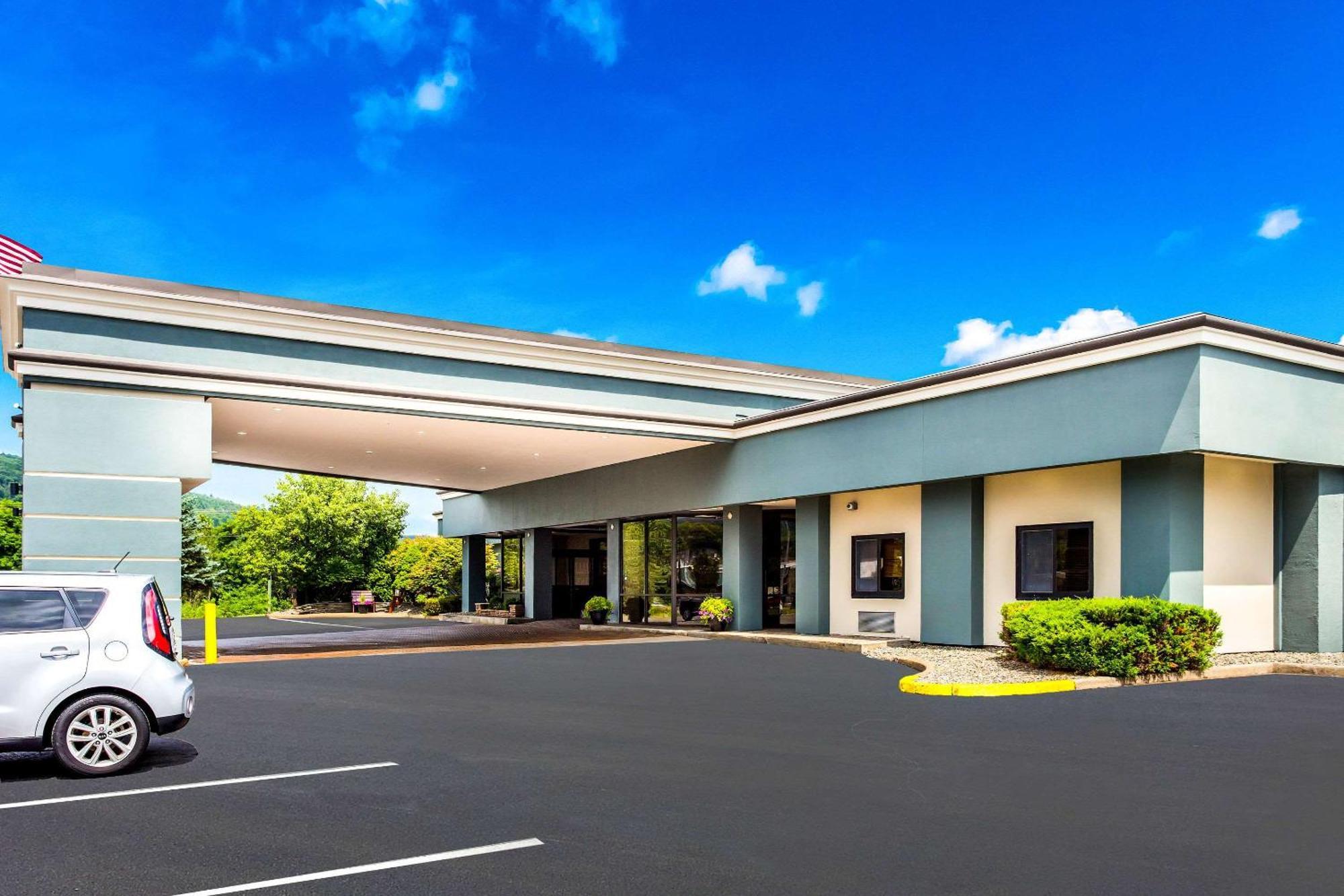 Quality Inn Oneonta Cooperstown Area Exteriér fotografie