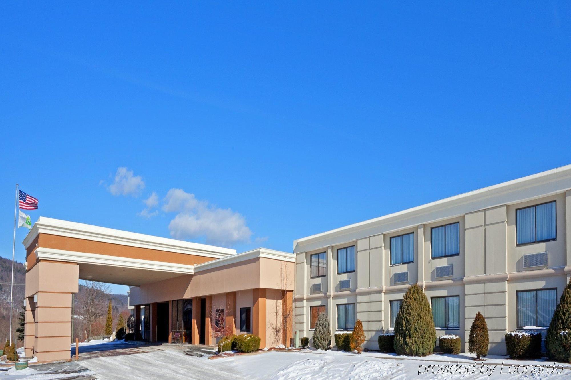 Quality Inn Oneonta Cooperstown Area Exteriér fotografie